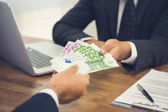 Ayudad de dinero en Gipuzkoa - imagen 1